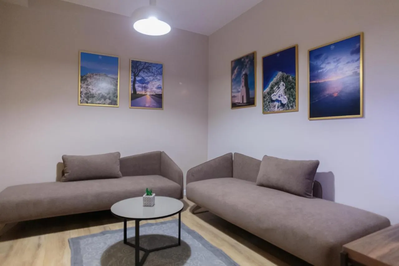 Porta Apartament Vlorë